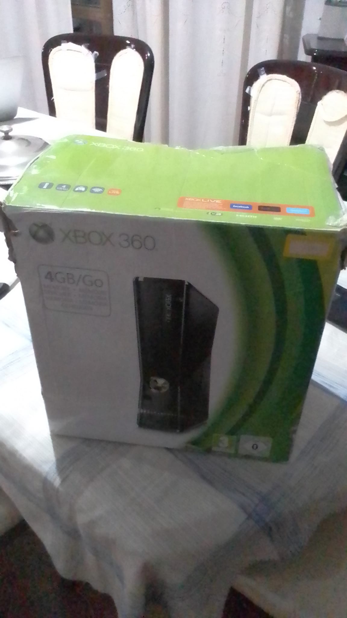 Xbox 360-Slim-4 gb-boxed-boxata-Pal
