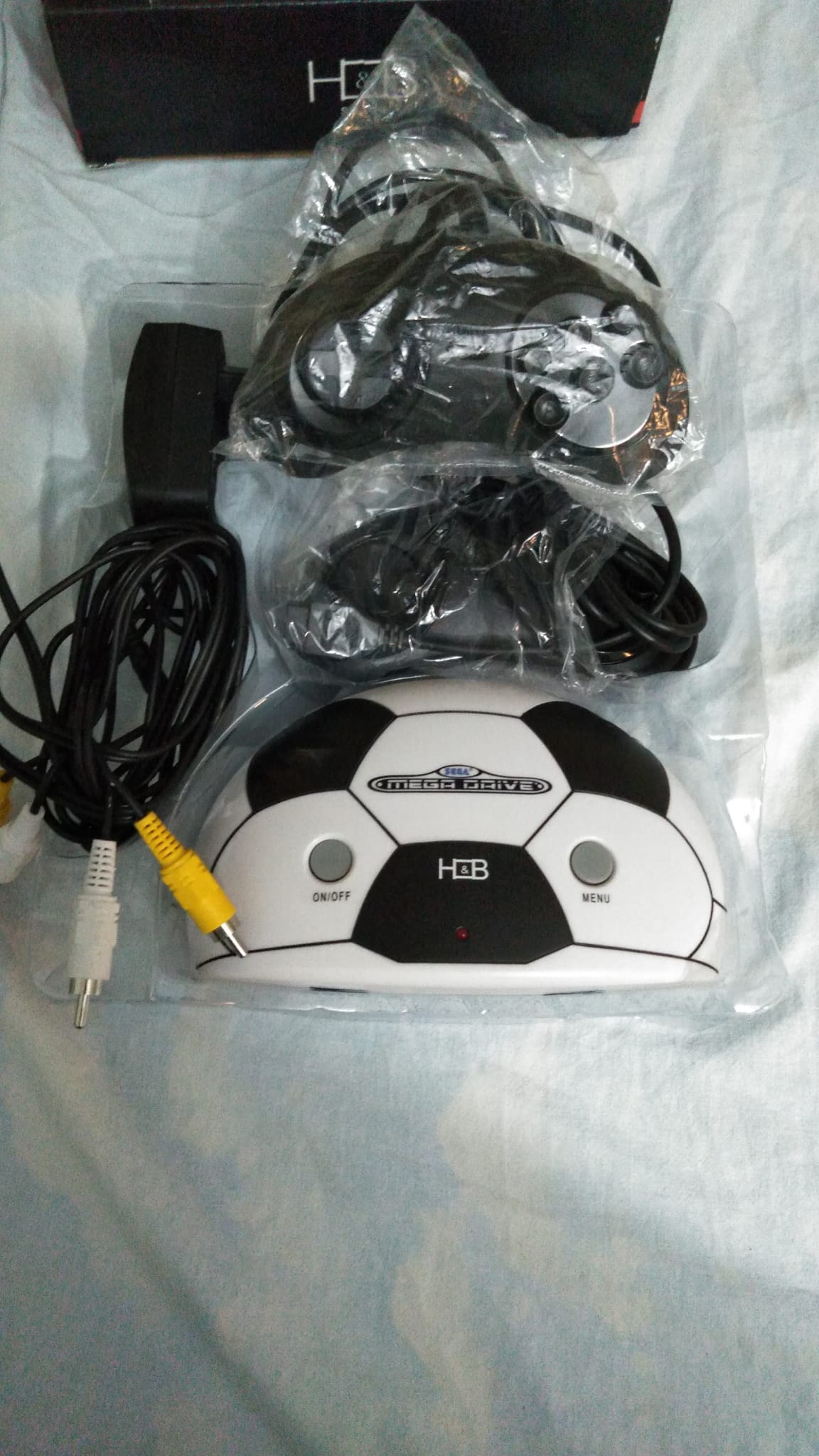 Sega Mega Drive Mini-Sensible Soccer-AtGames-Model-Pal